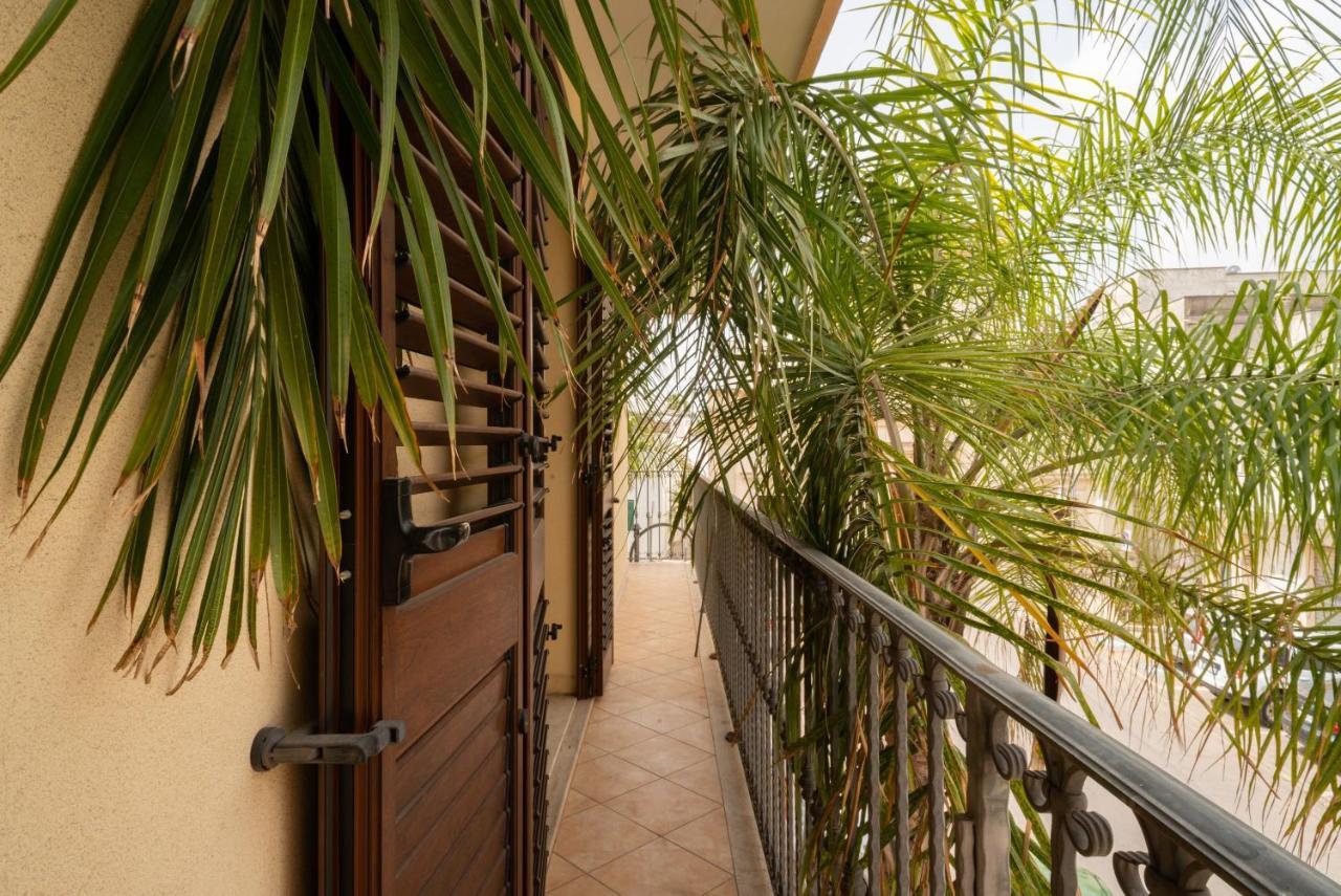 Apartamento Monolocale Nel Centro Di Racale Exterior foto